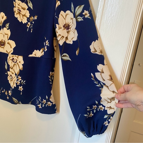 Floral V-Neck Blouse - Blue and Cream - Picture 4 of 9